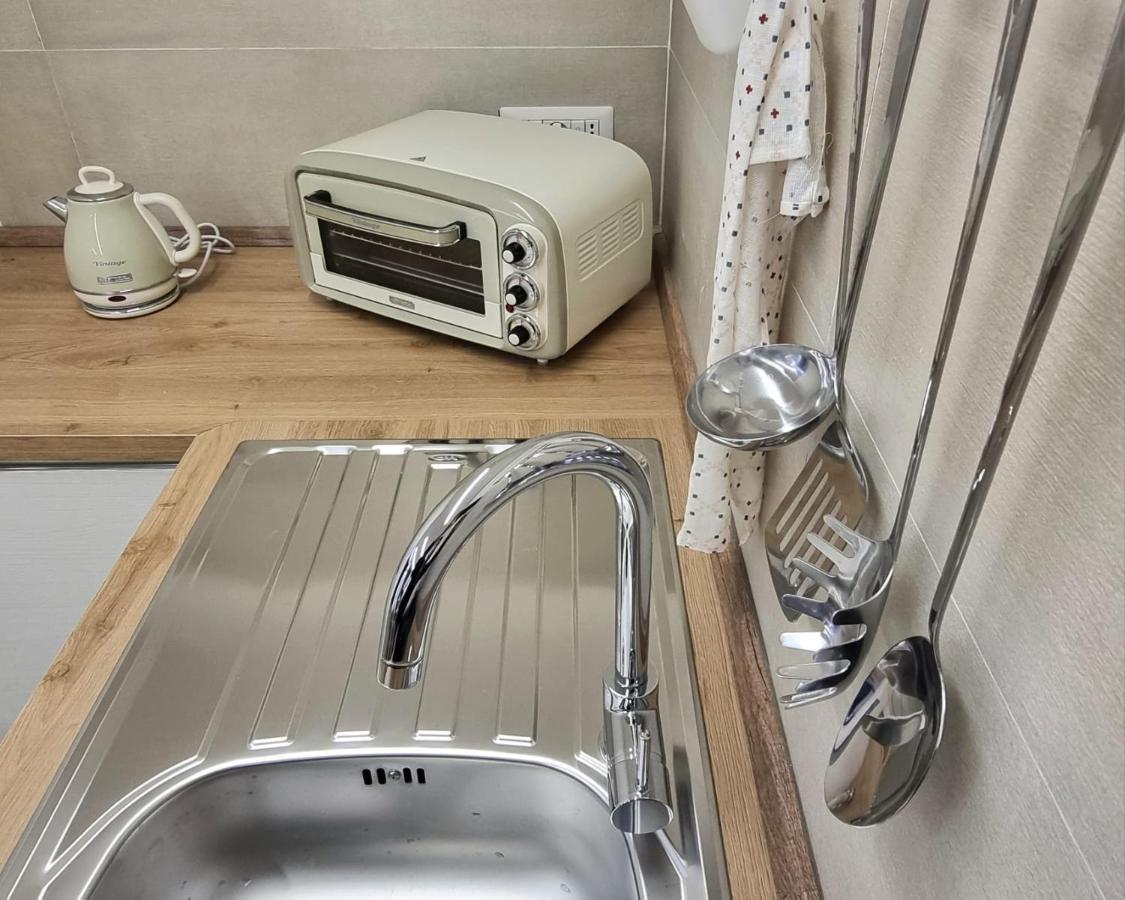 Vakantiehuis Casa Comoda E In Quartiere Storico Di Napels