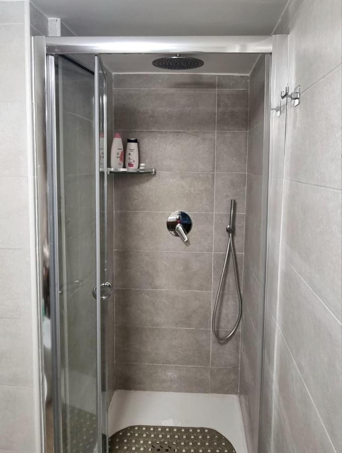Vakantiehuis Casa Comoda E In Quartiere Storico Di Napels
