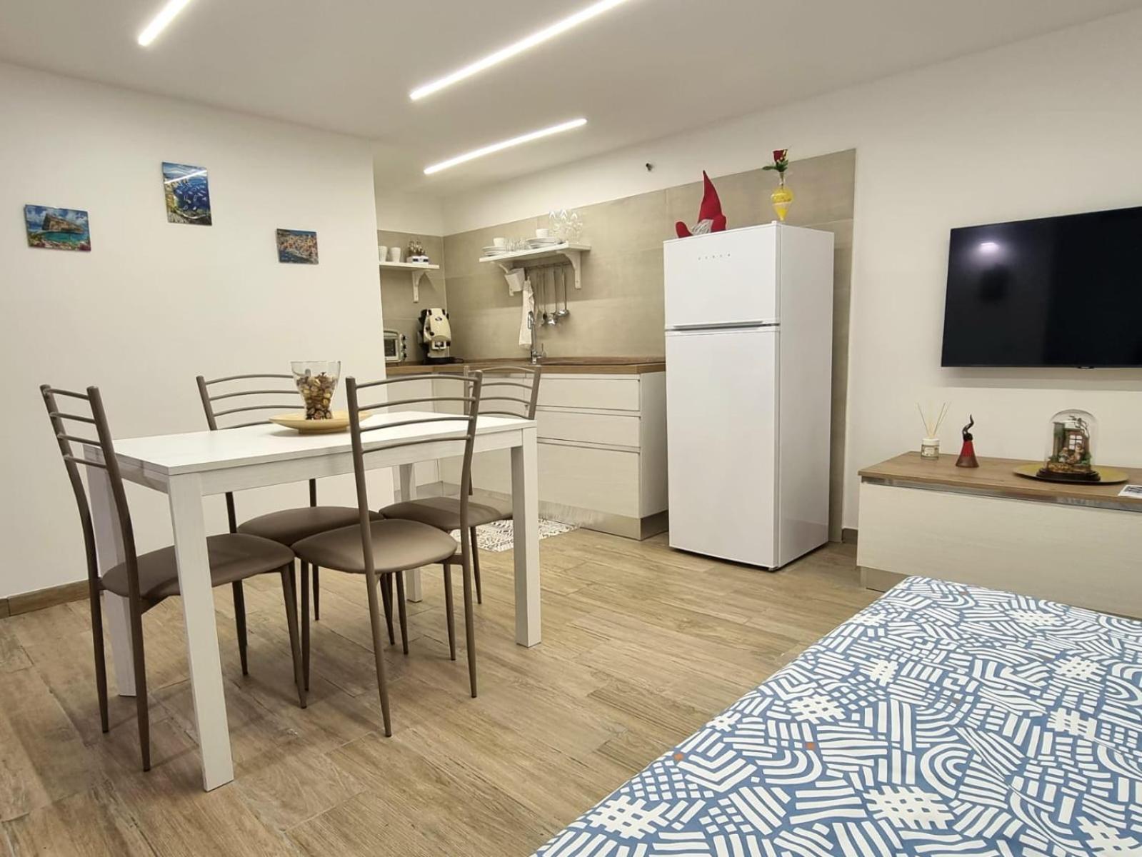 Casa Comoda E In Quartiere Storico Di Vakantiehuis *